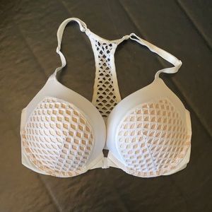 VS Laser Cut Very Sexy Push Up 32DD
